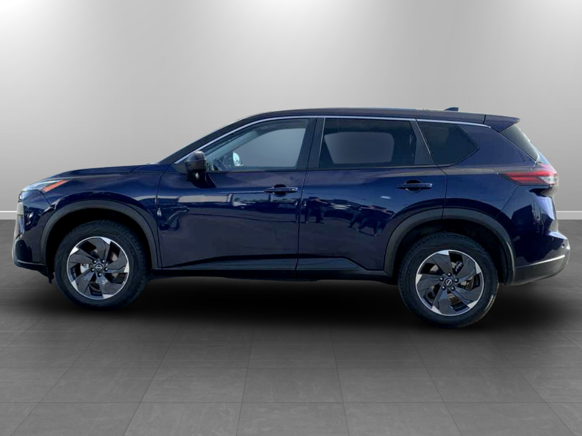 Photo 4 of this Nissan Rogue
