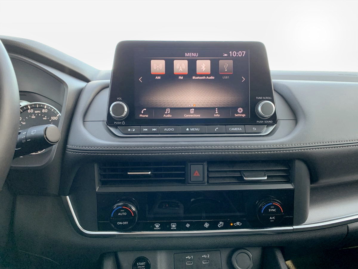 Photo 25 of this Nissan Rogue