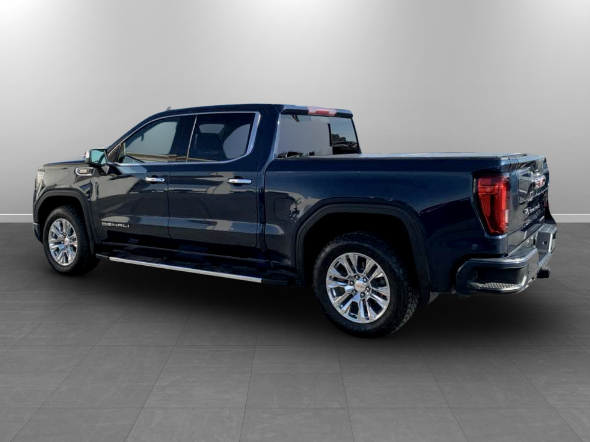 Photo 5 of this GMC Sierra 1500