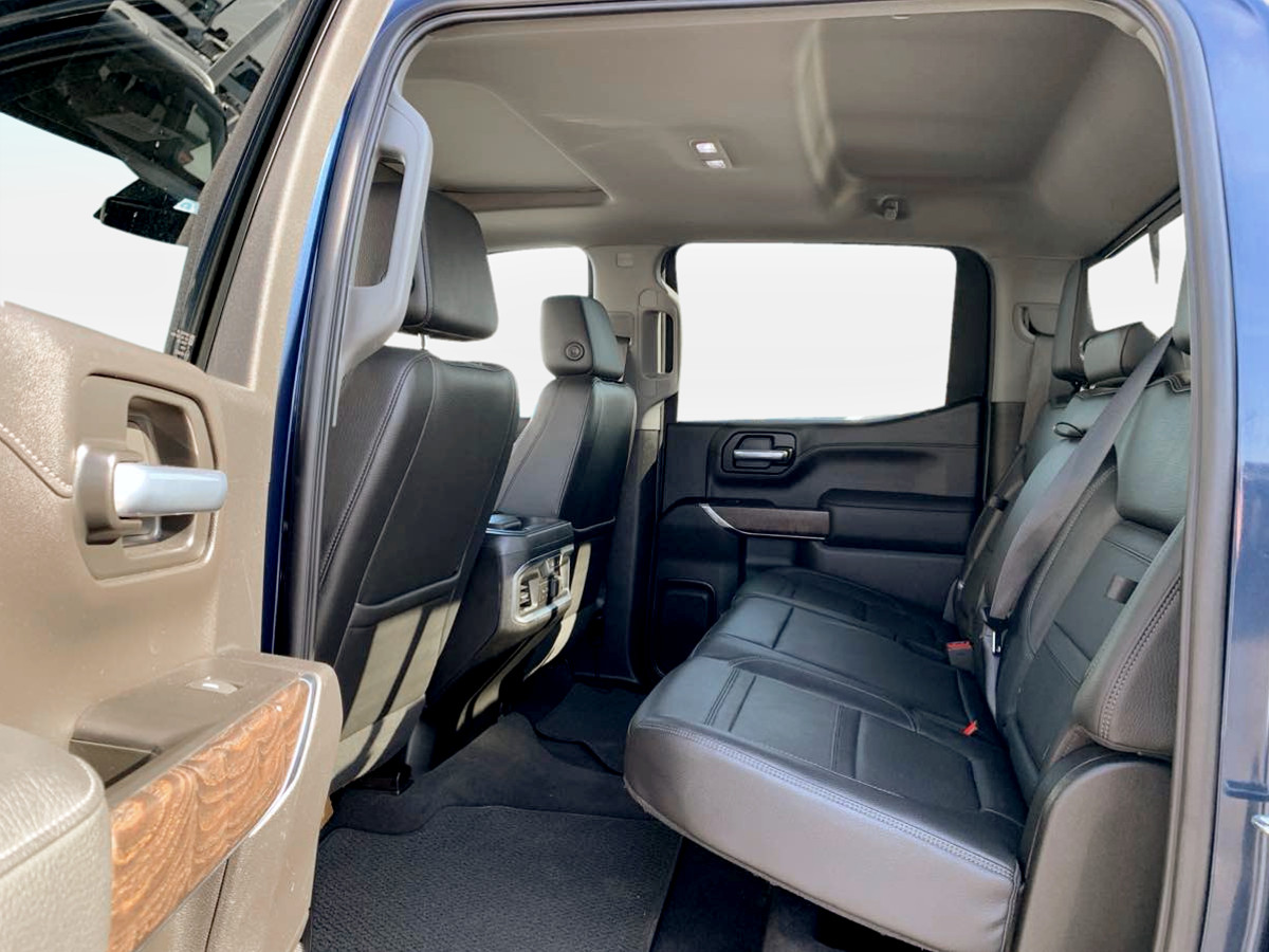 Photo 17 of this GMC Sierra 1500