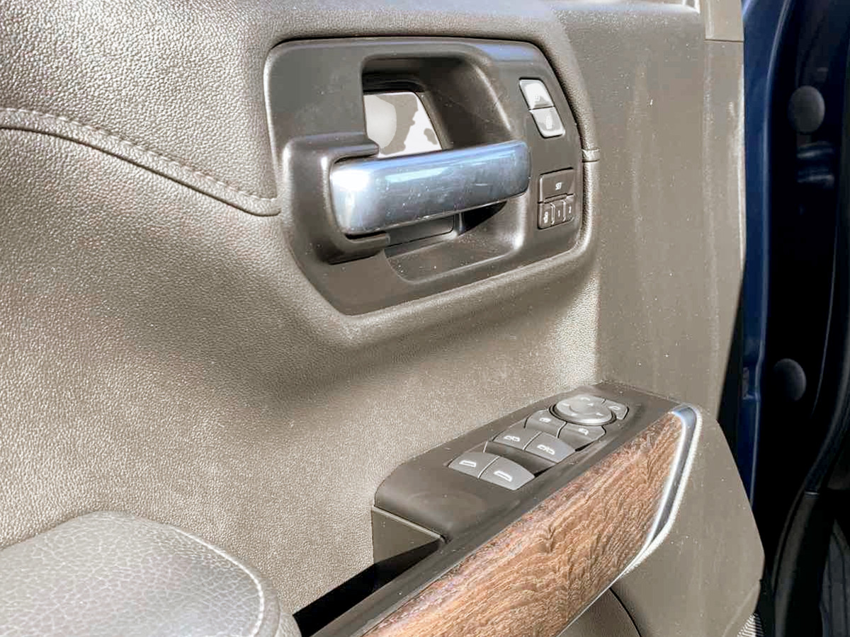 Photo 15 of this GMC Sierra 1500