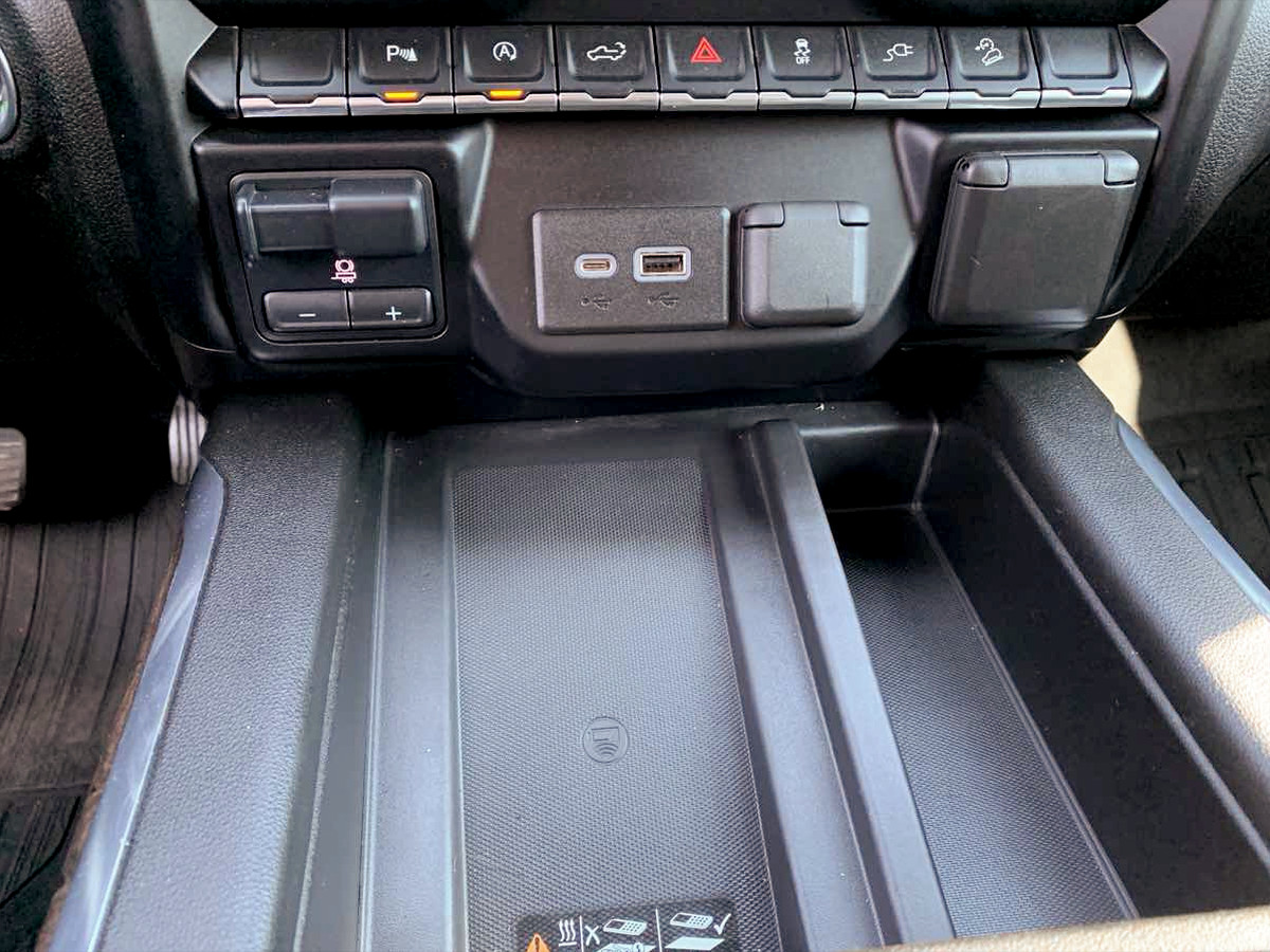 Photo 32 of this GMC Sierra 1500