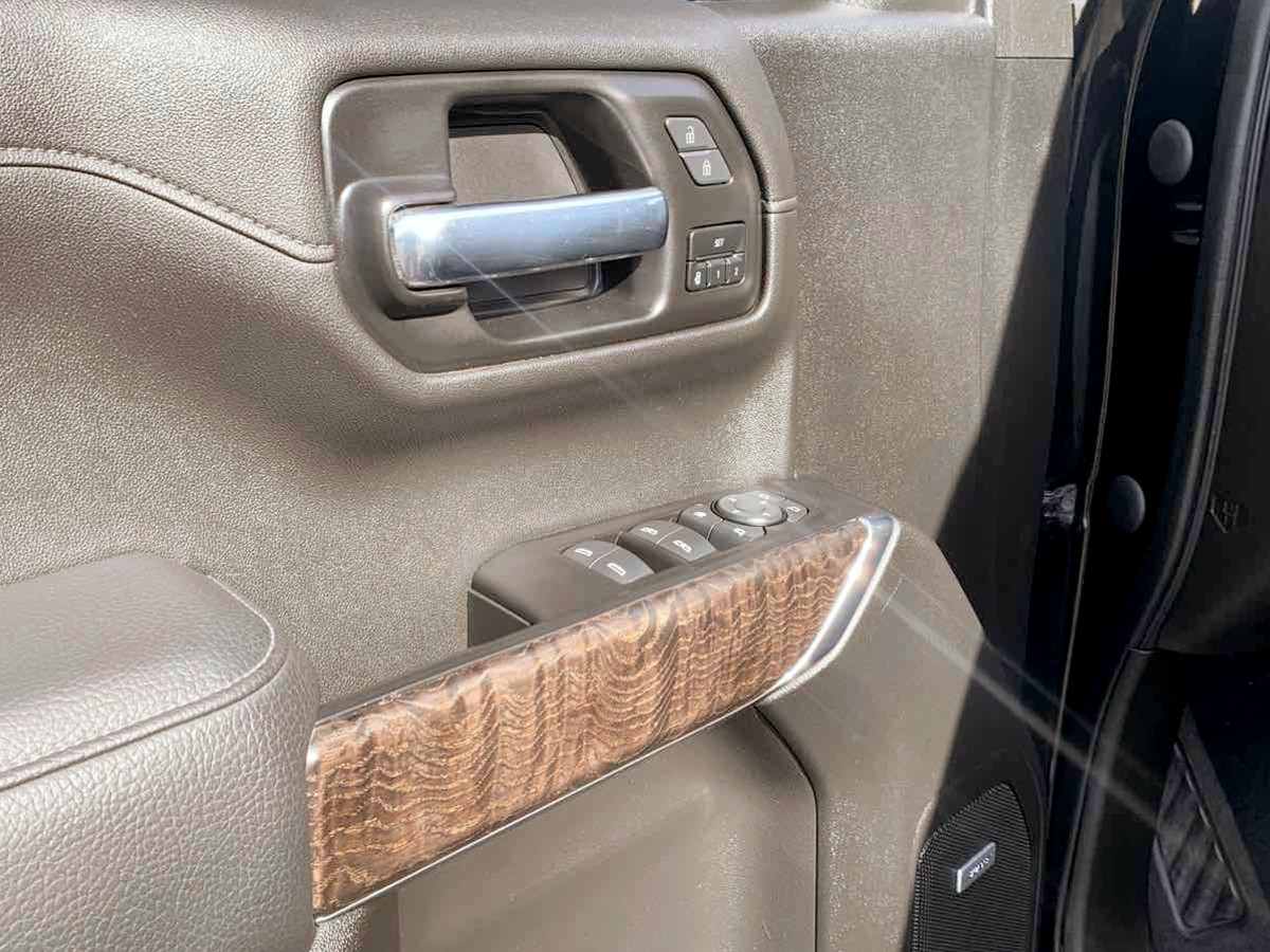 Photo 16 of this GMC Sierra 1500