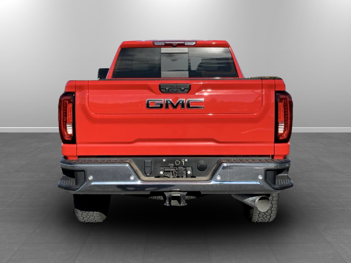 Photo 6 of this GMC Sierra 2500HD