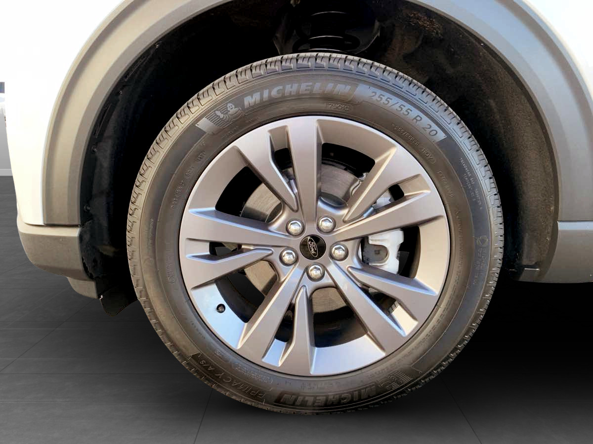 Photo 11 of this Ford Explorer