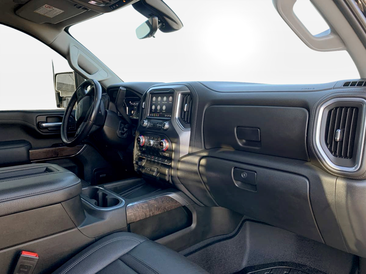 Photo 22 of this GMC Sierra 3500HD Long Box
