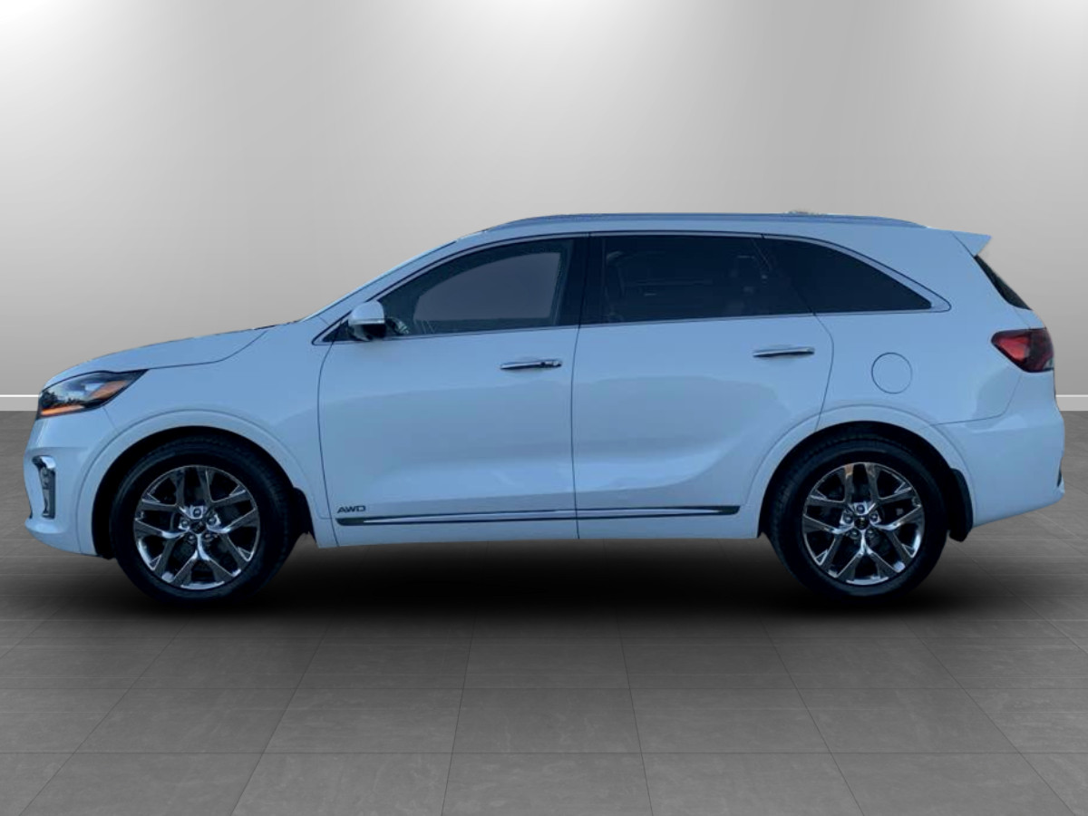 Photo 4 of this Kia Sorento