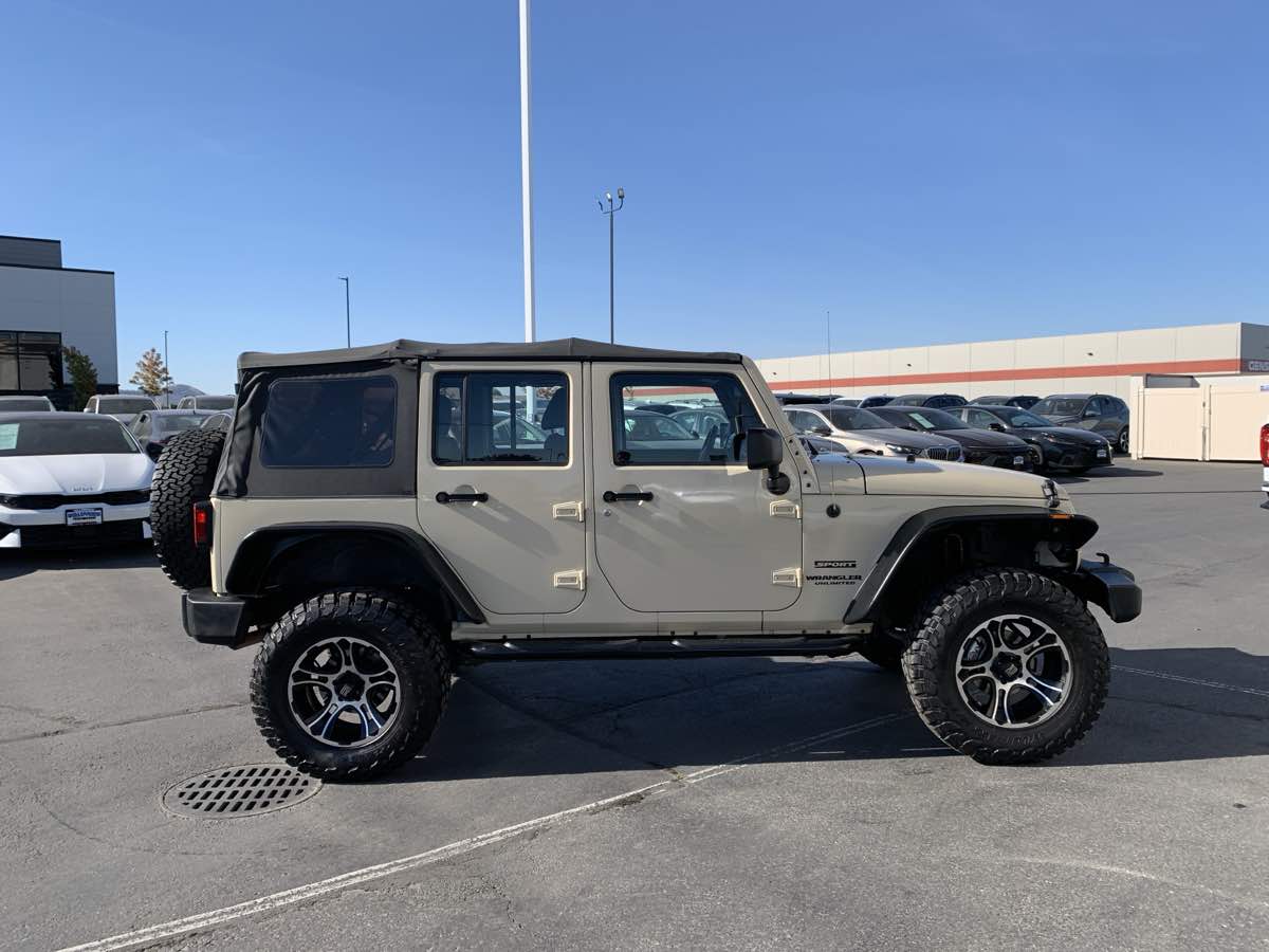 Photo 8 of this Jeep Wrangler Unlimited