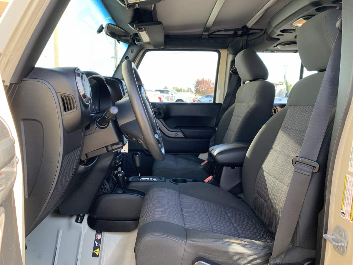Photo 16 of this Jeep Wrangler Unlimited