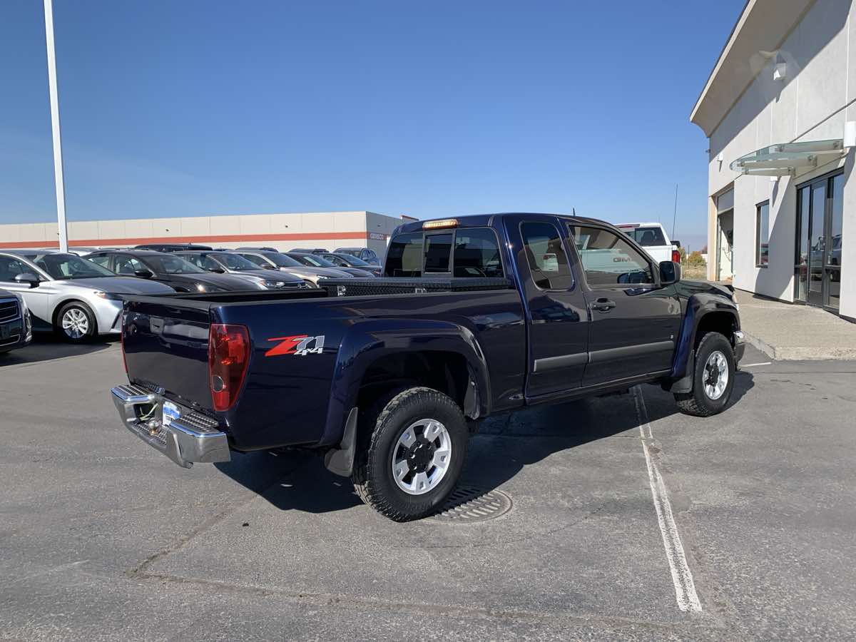 Photo 7 of this Chevrolet Colorado