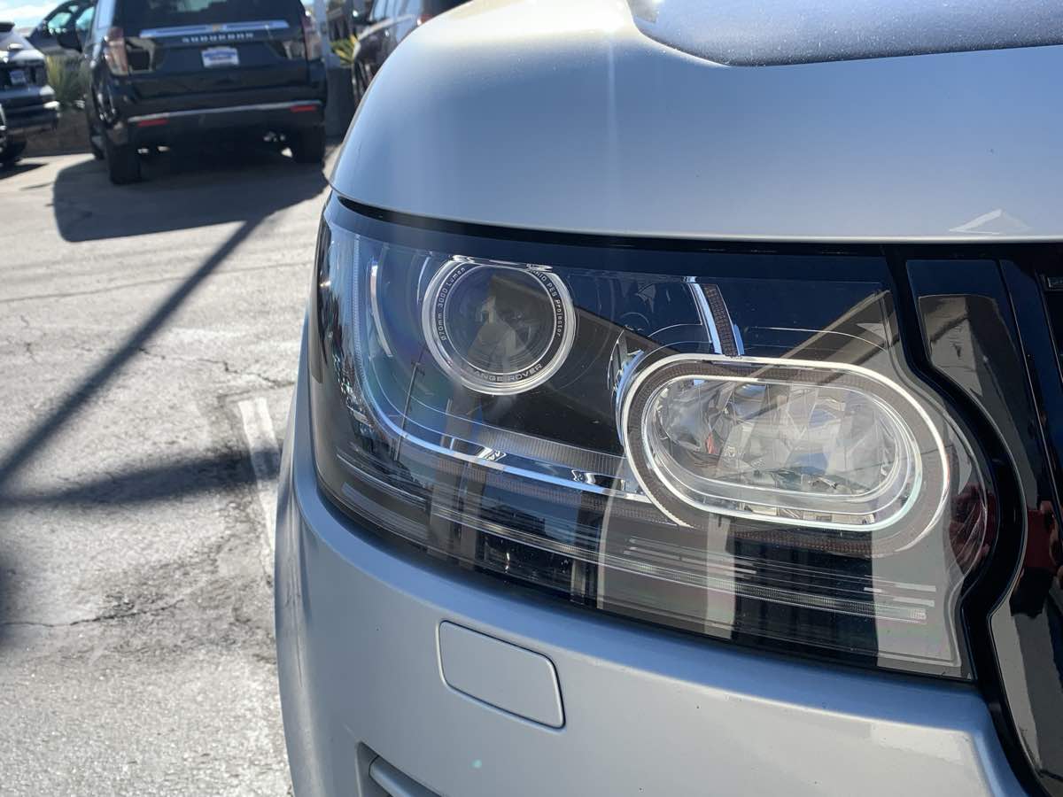 Photo 9 of this Land Rover Range Rover