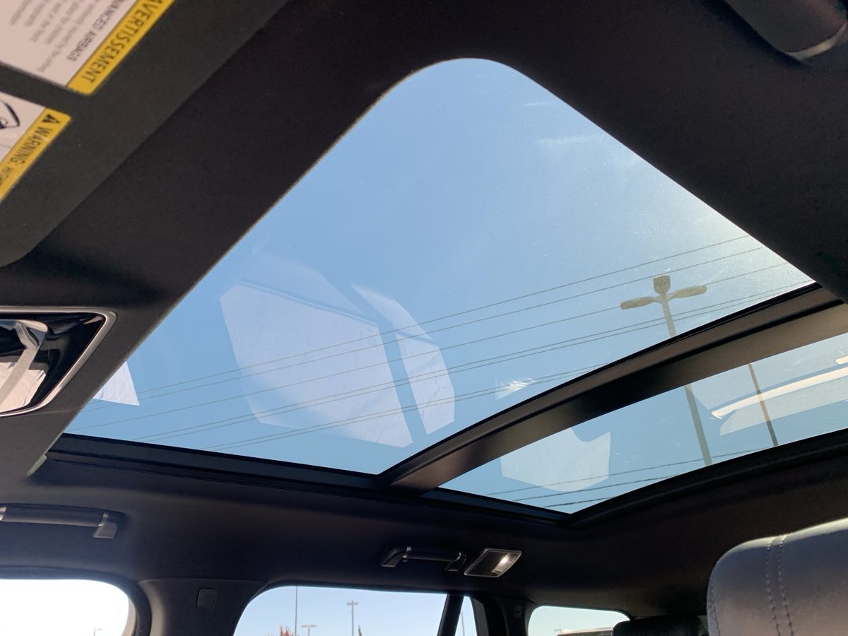 Photo 36 of this Land Rover Range Rover