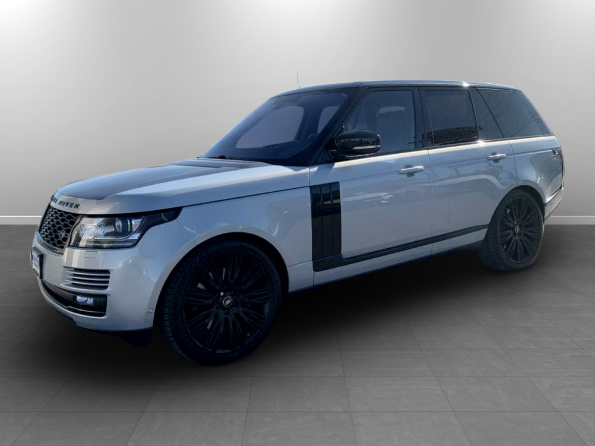 Photo 3 of this Land Rover Range Rover