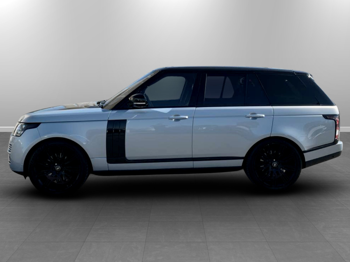 Photo 4 of this Land Rover Range Rover