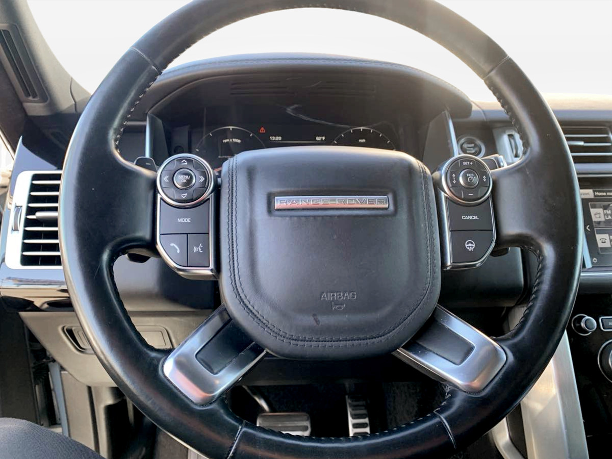 Photo 24 of this Land Rover Range Rover