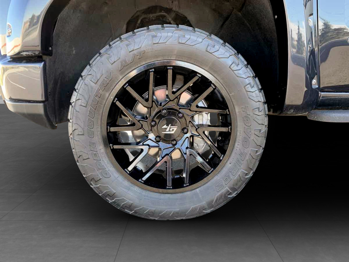 Photo 11 of this GMC Sierra 1500