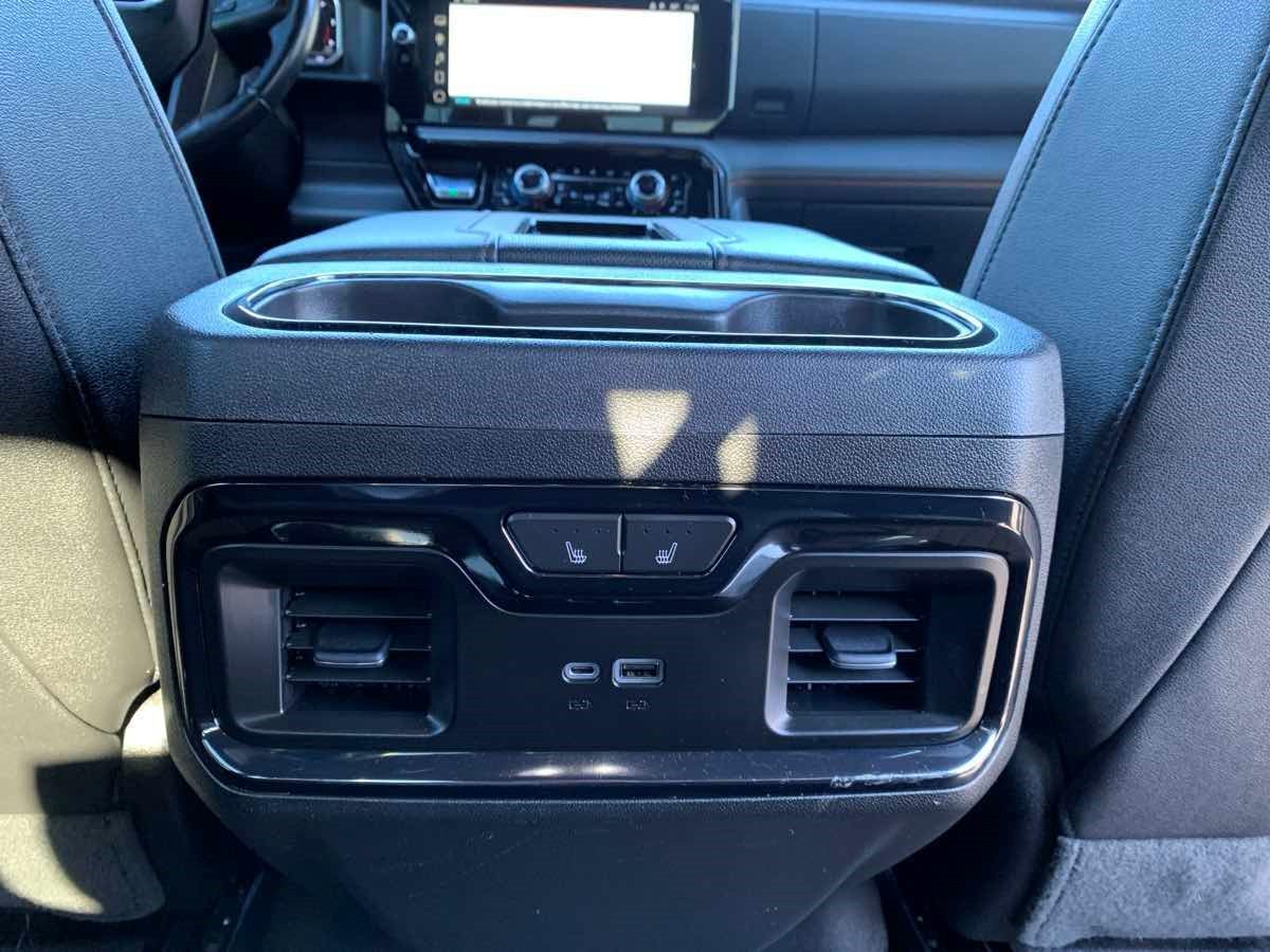 Photo 19 of this GMC Sierra 1500