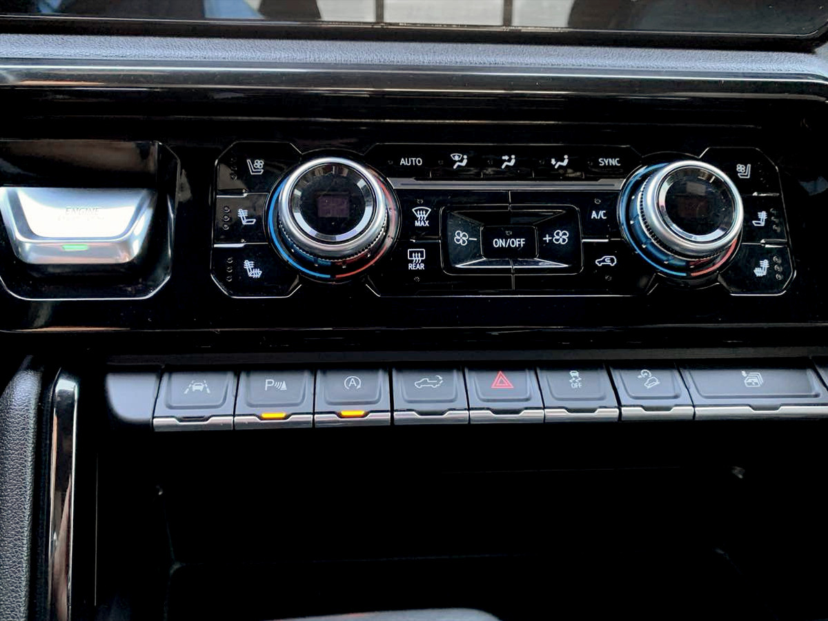 Photo 30 of this GMC Sierra 1500