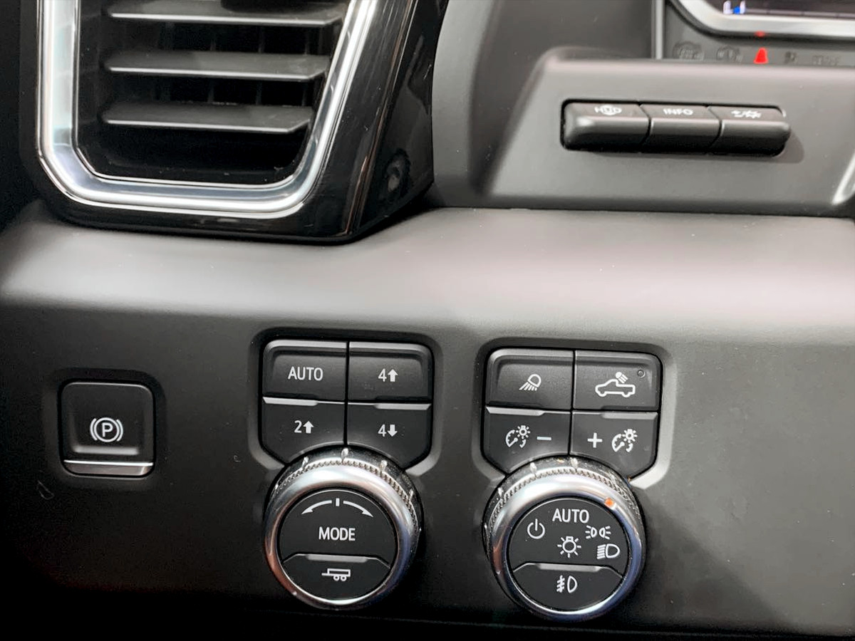 Photo 25 of this GMC Sierra 1500