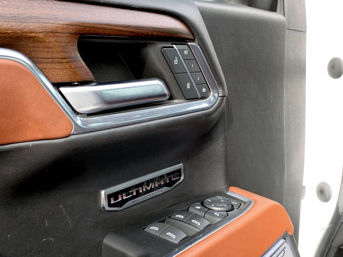 Photo 17 of this GMC Sierra 1500