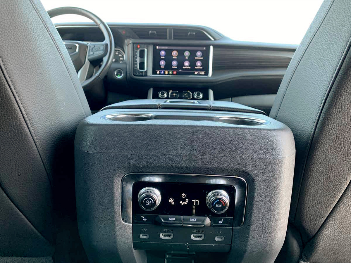 Photo 21 of this GMC Yukon