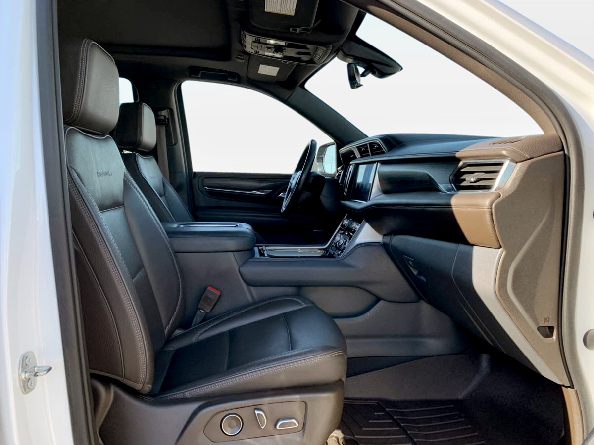 Photo 22 of this GMC Yukon