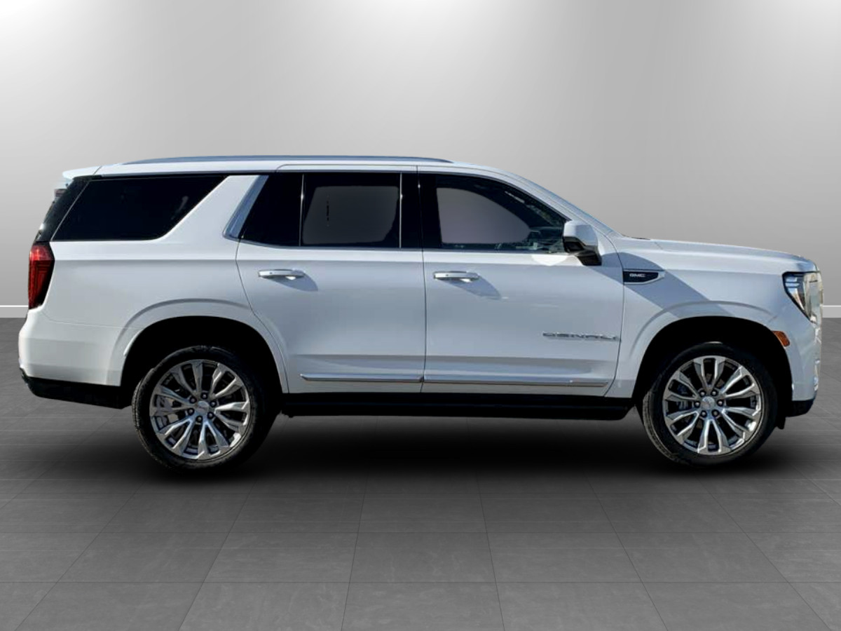 Photo 8 of this GMC Yukon