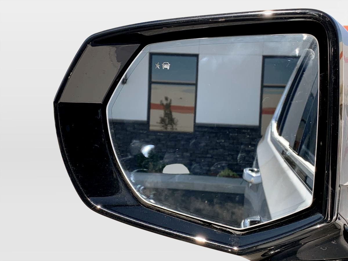 Photo 24 of this GMC Yukon