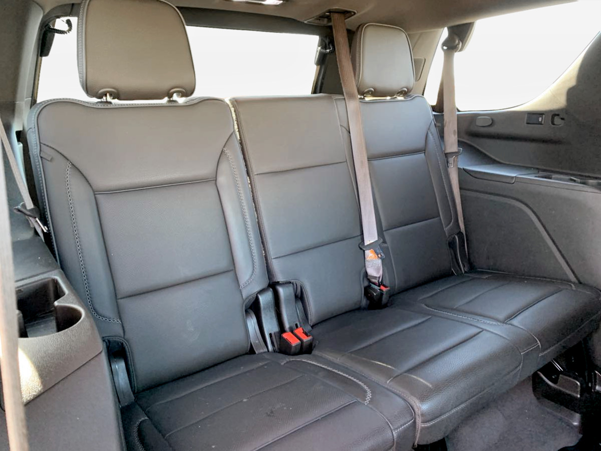 Photo 18 of this GMC Yukon