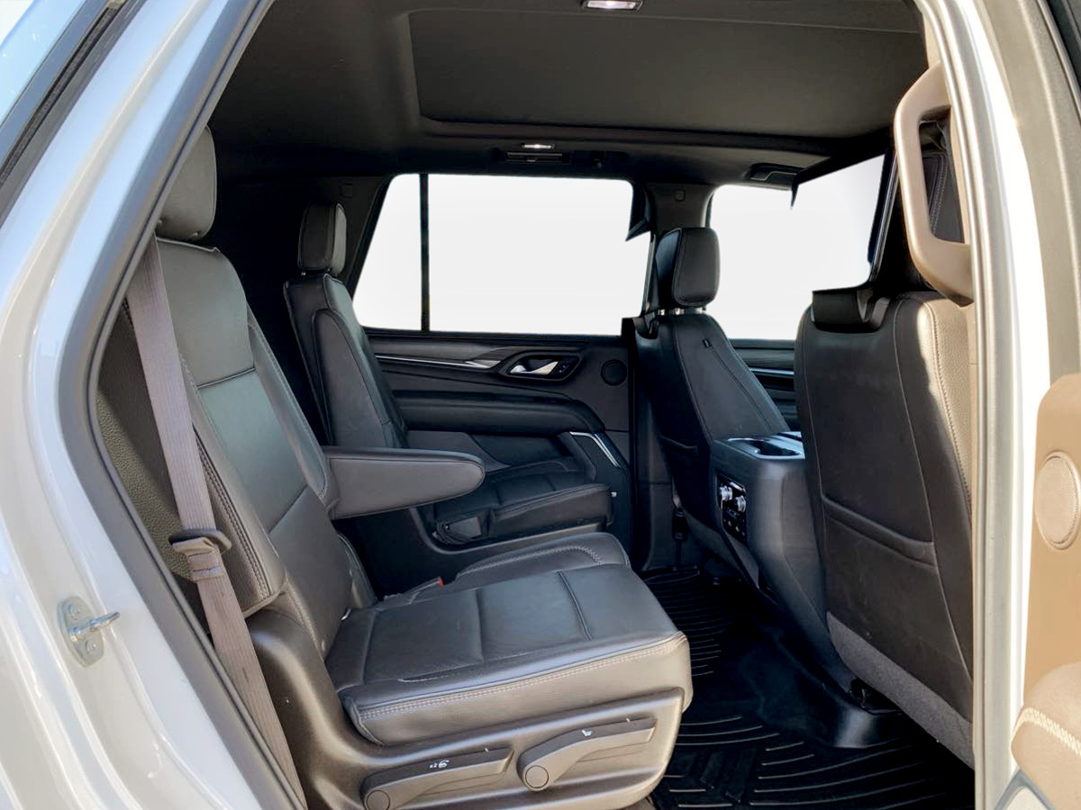 Photo 19 of this GMC Yukon