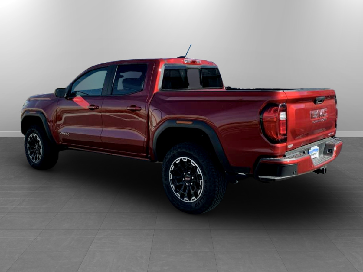 Photo 5 of this GMC Canyon