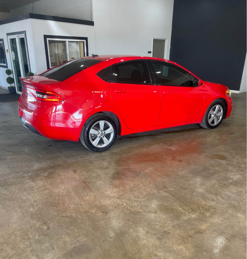 2016 Dodge Dart SXT - Photo 4