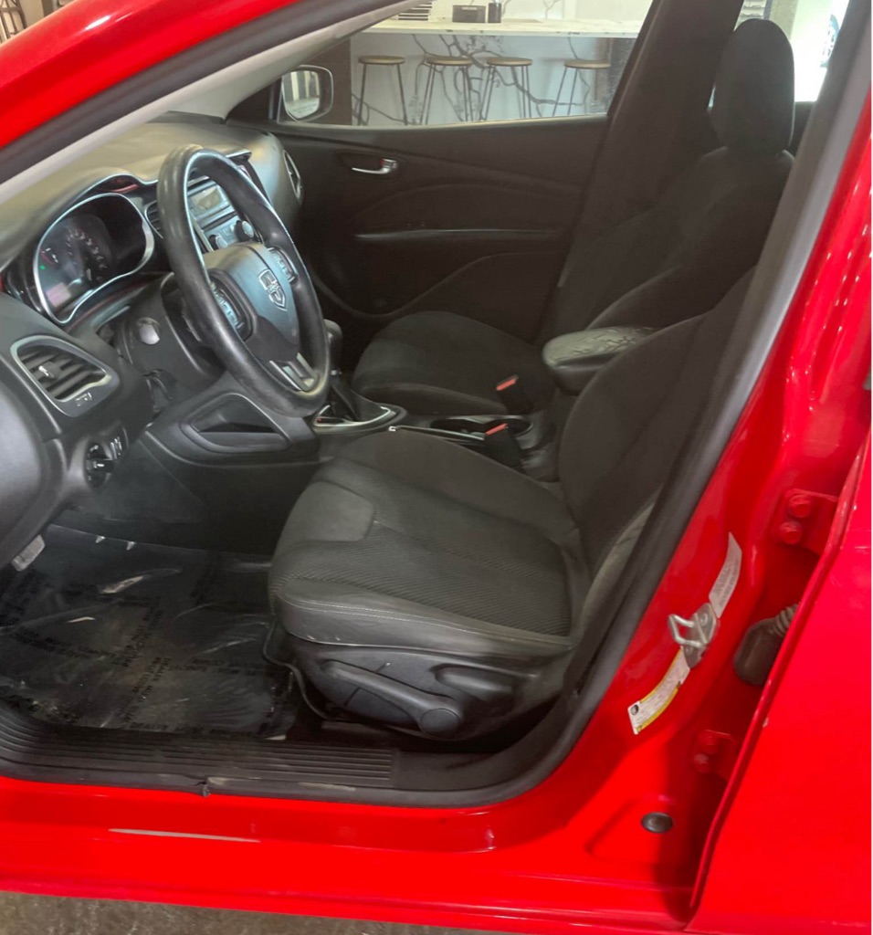 2016 Dodge Dart SXT - Photo 7