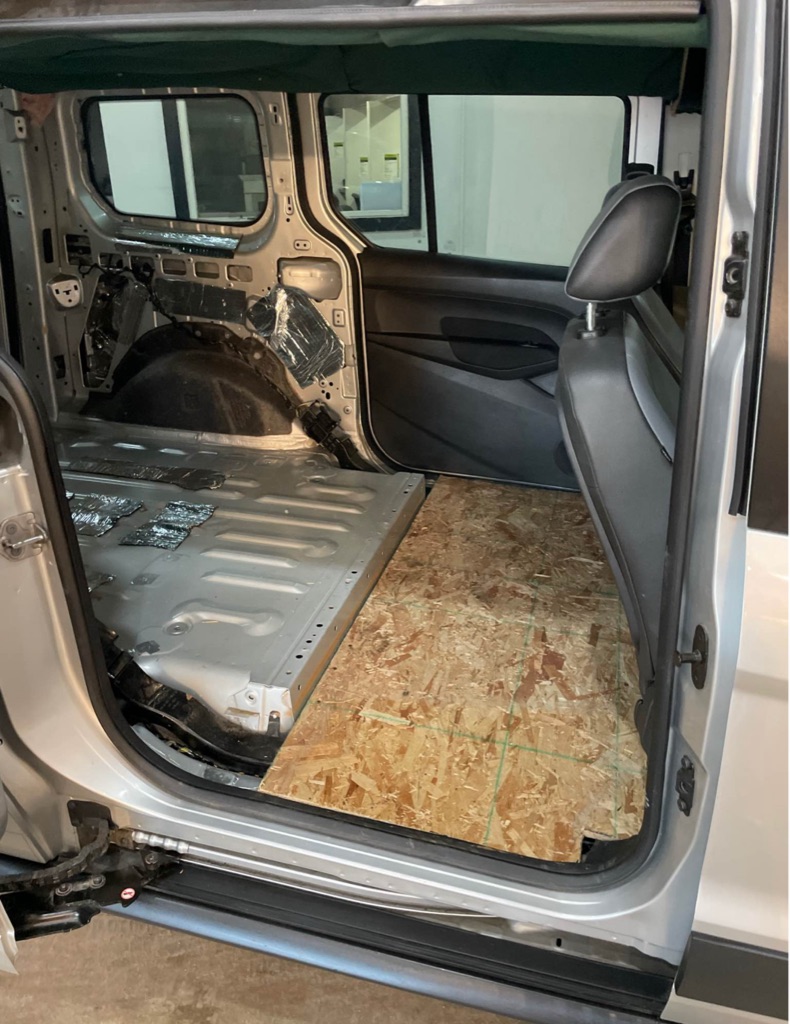 2014 Ford Transit Connect XLT - Photo 10