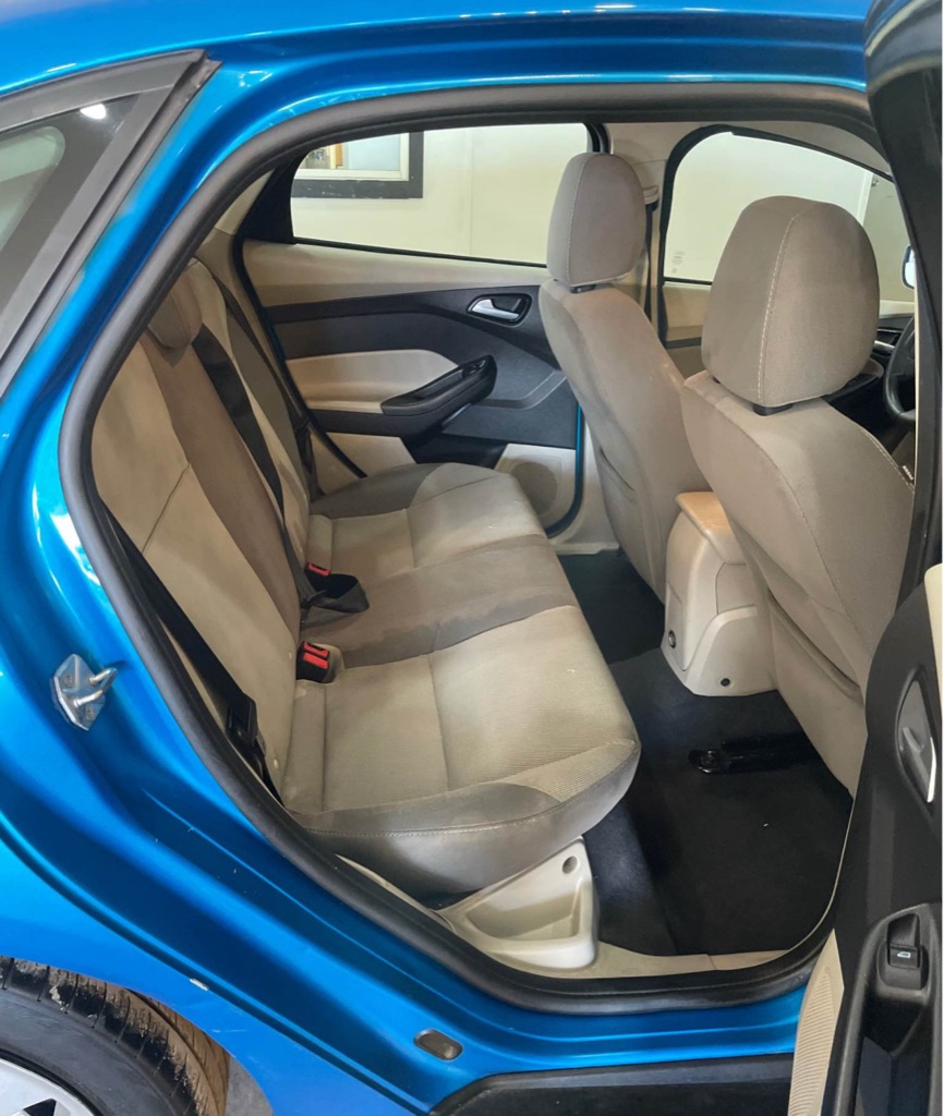 2013 Ford Focus SE - Photo 10