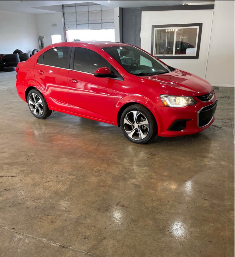 2017 Chevrolet Sonic Premier - Photo 3