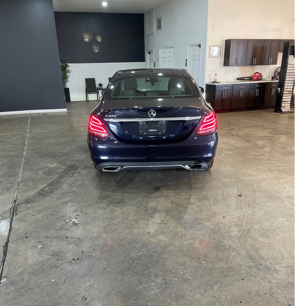 2016 Mercedes-Benz C-Class C300