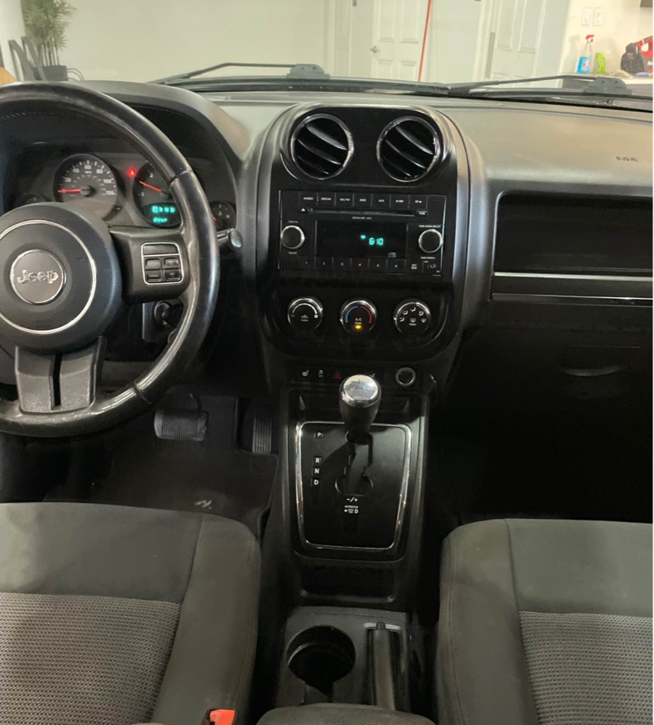 2011 Jeep Compass Latitude - Photo 13
