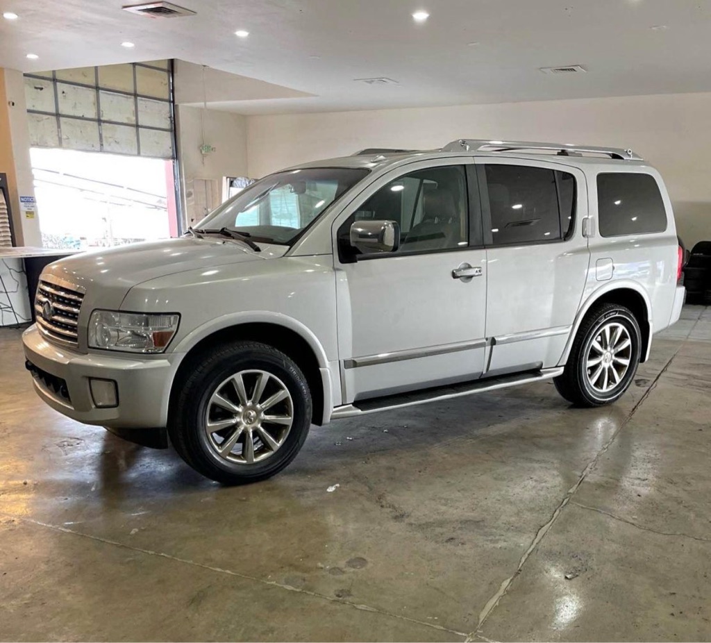 2009 INFINITI QX