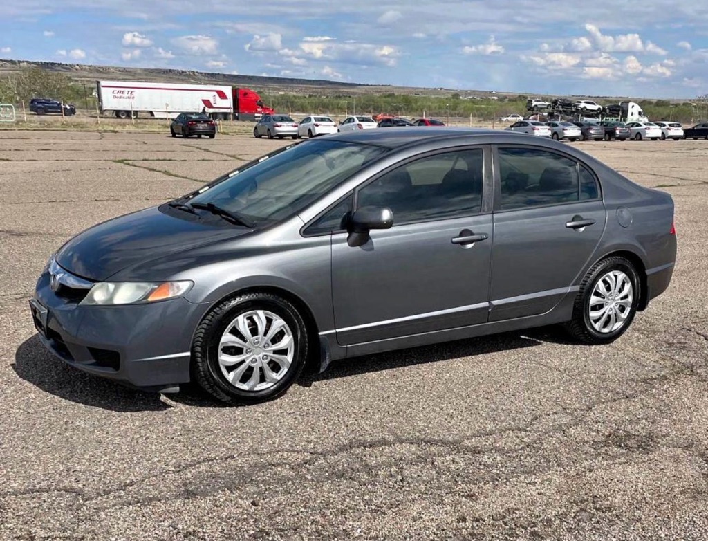 2011 Honda Civic LX Auto's photo