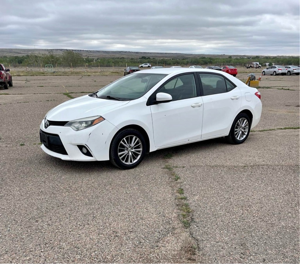 2014 Toyota Corolla LE Plus AT's photo