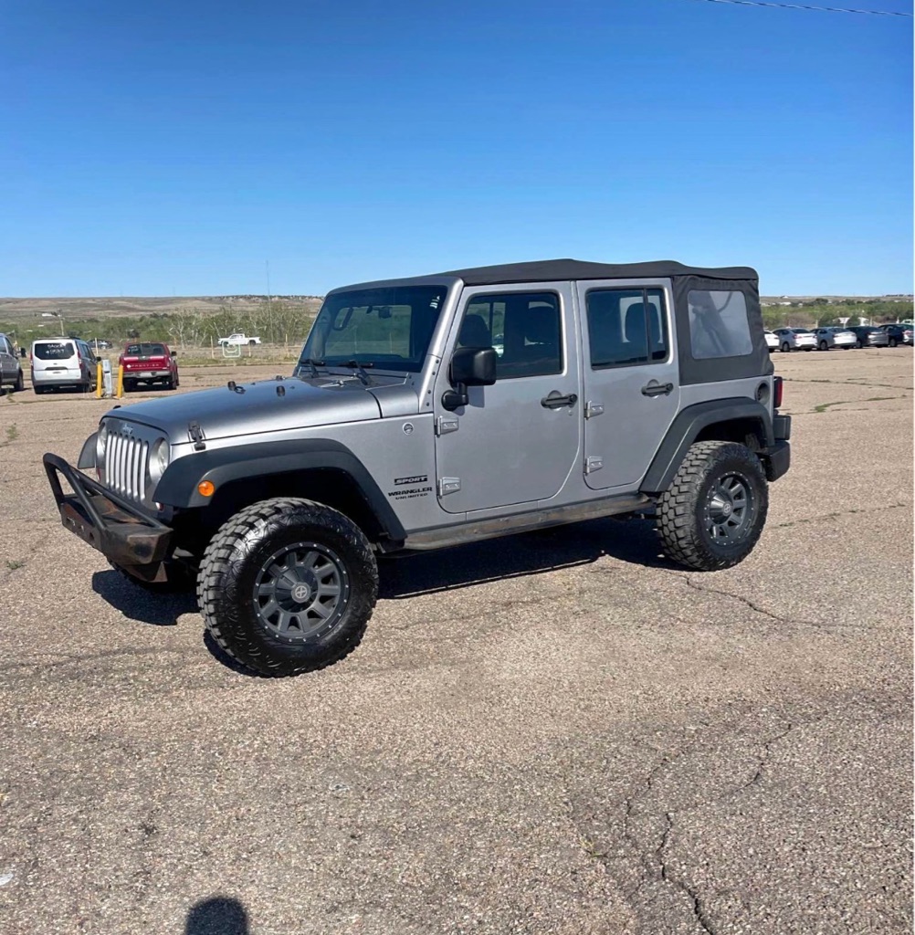 2013 Jeep Wrangler Sport's photo