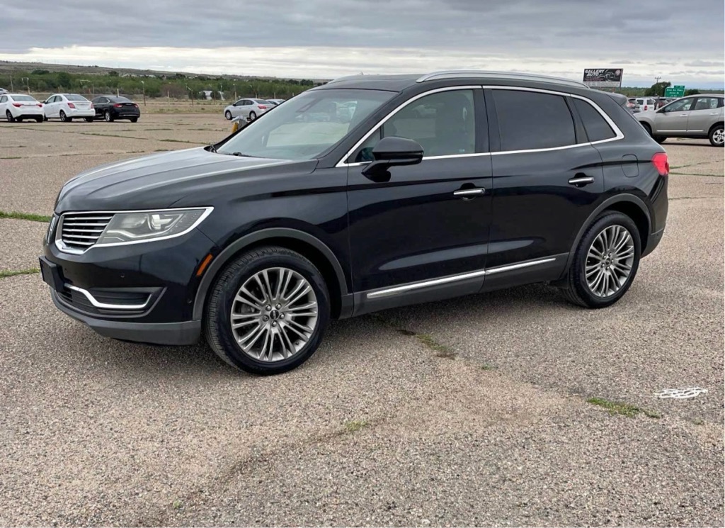 2016 Lincoln MKX Reserve AWD's photo