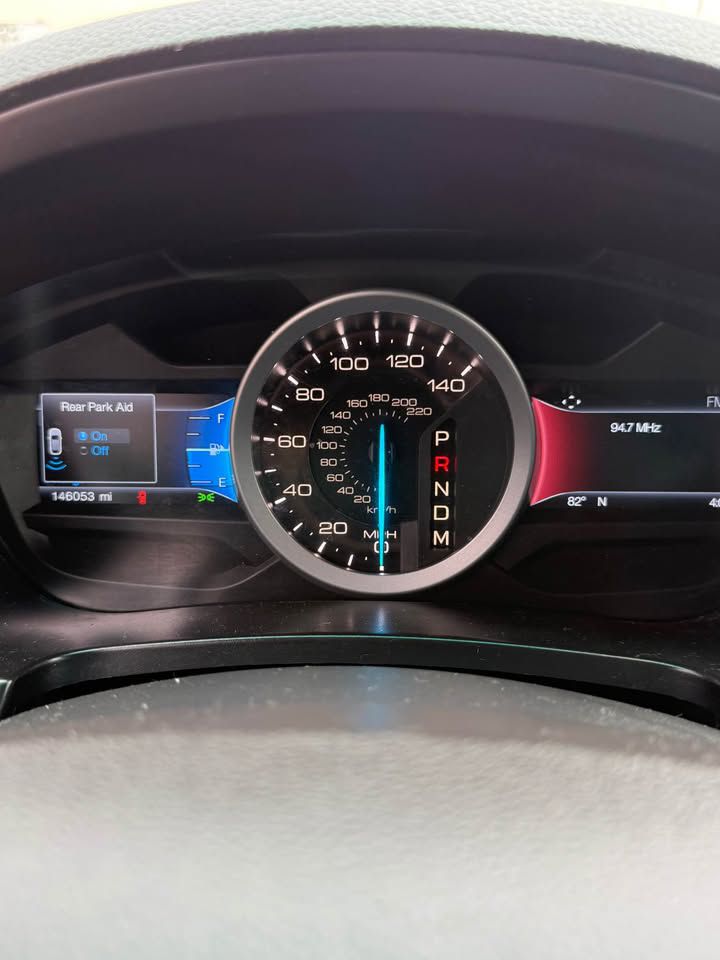 2014 Ford Explorer Limited's photo