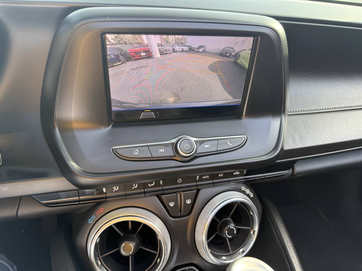 2020 Chevrolet Camaro 1LT - Photo 20
