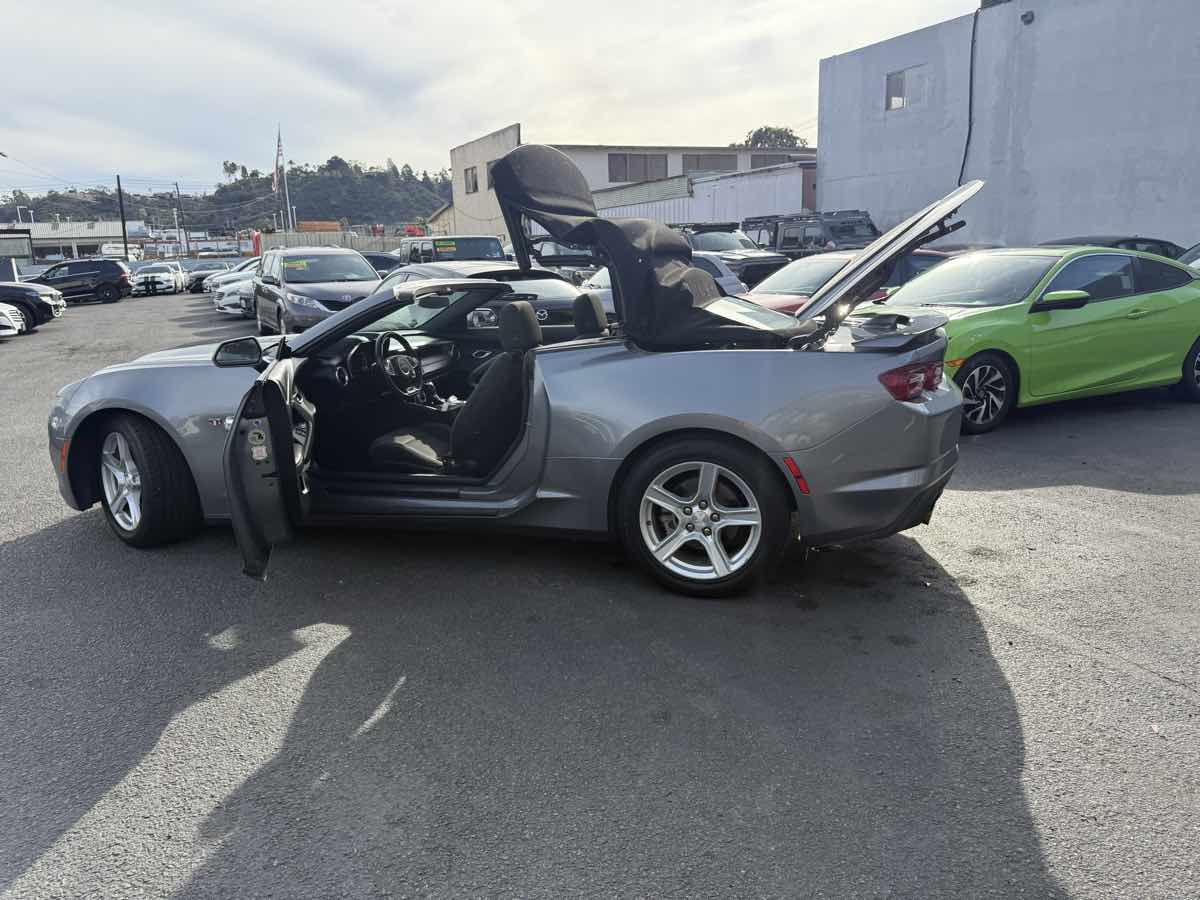 2020 Chevrolet Camaro 1LT - Photo 23