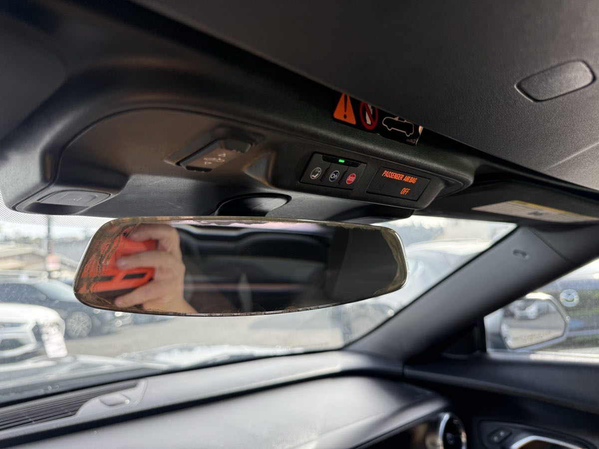 2020 Chevrolet Camaro 1LT - Photo 24