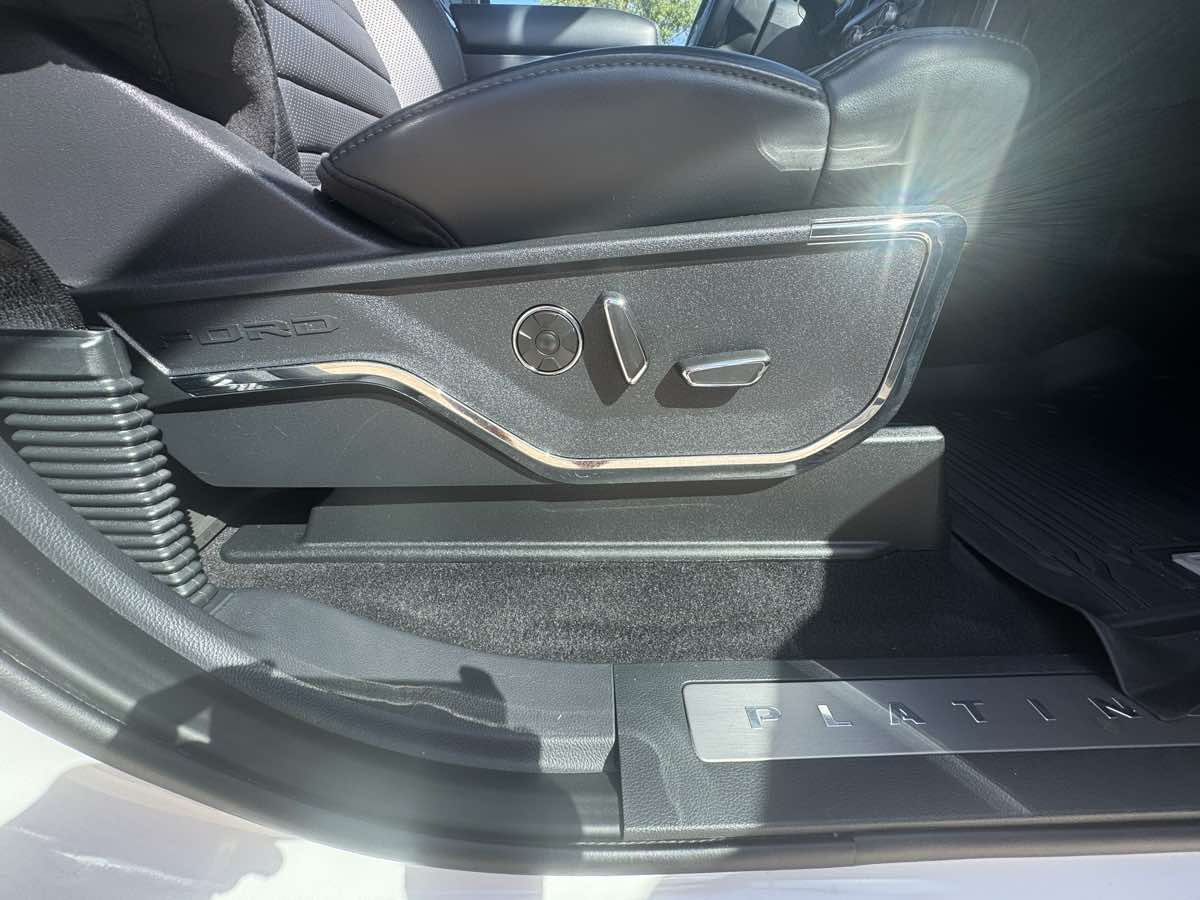 2024 Ford F-150 Platinum - Photo 20
