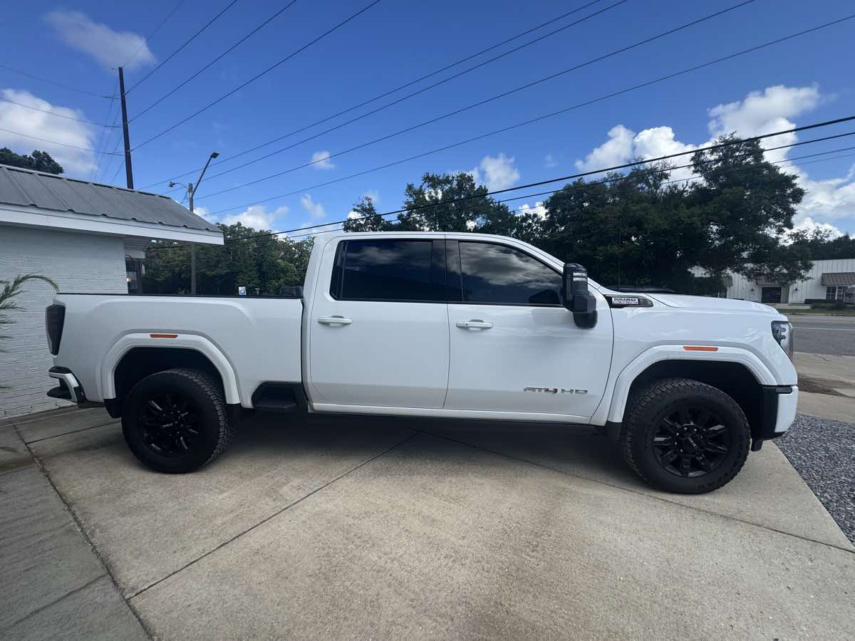 2024 GMC Sierra 2500HD AT4 - Photo 5