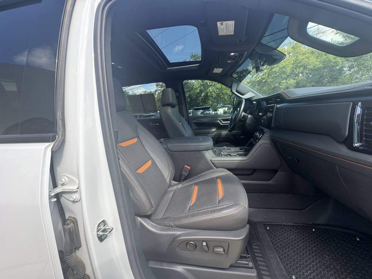 2024 GMC Sierra 2500HD AT4 - Photo 9